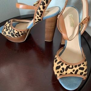 Guess Leopard heels
